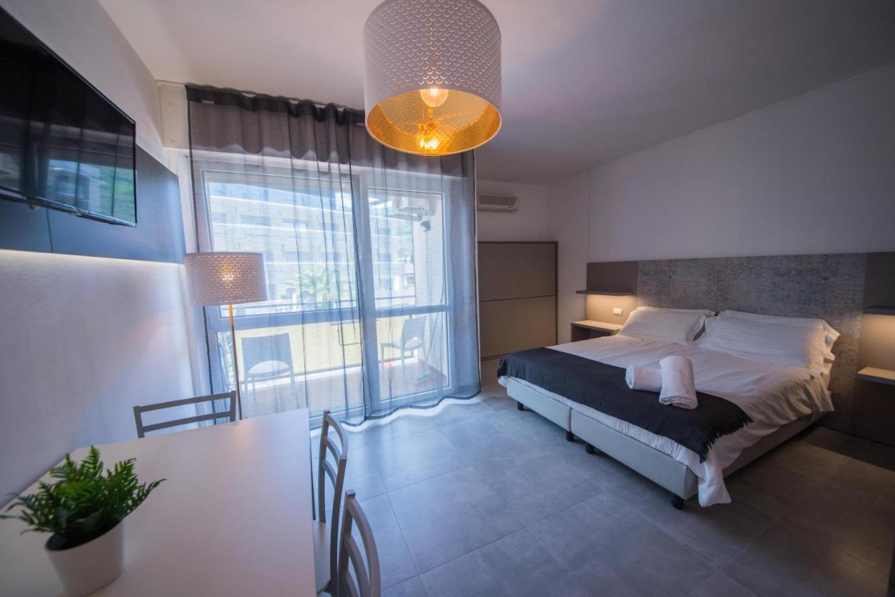 Residence Cristine Riva del Garda Exterior foto