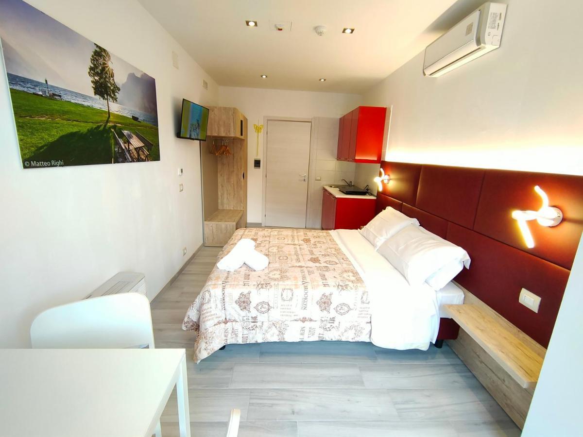 Residence Cristine Riva del Garda Exterior foto